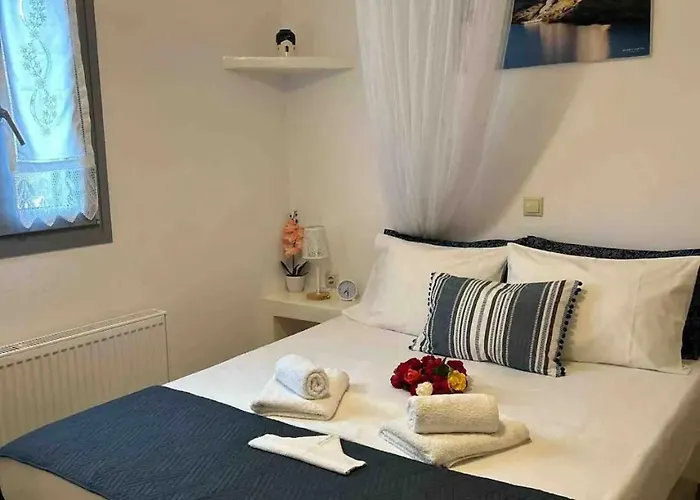 Diavrouxas House In Sifnos *